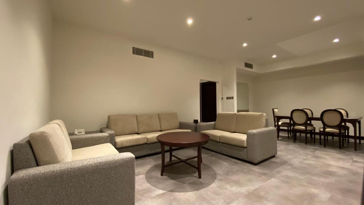 Sitara Hotel Apartment ドバイ エクステリア 写真