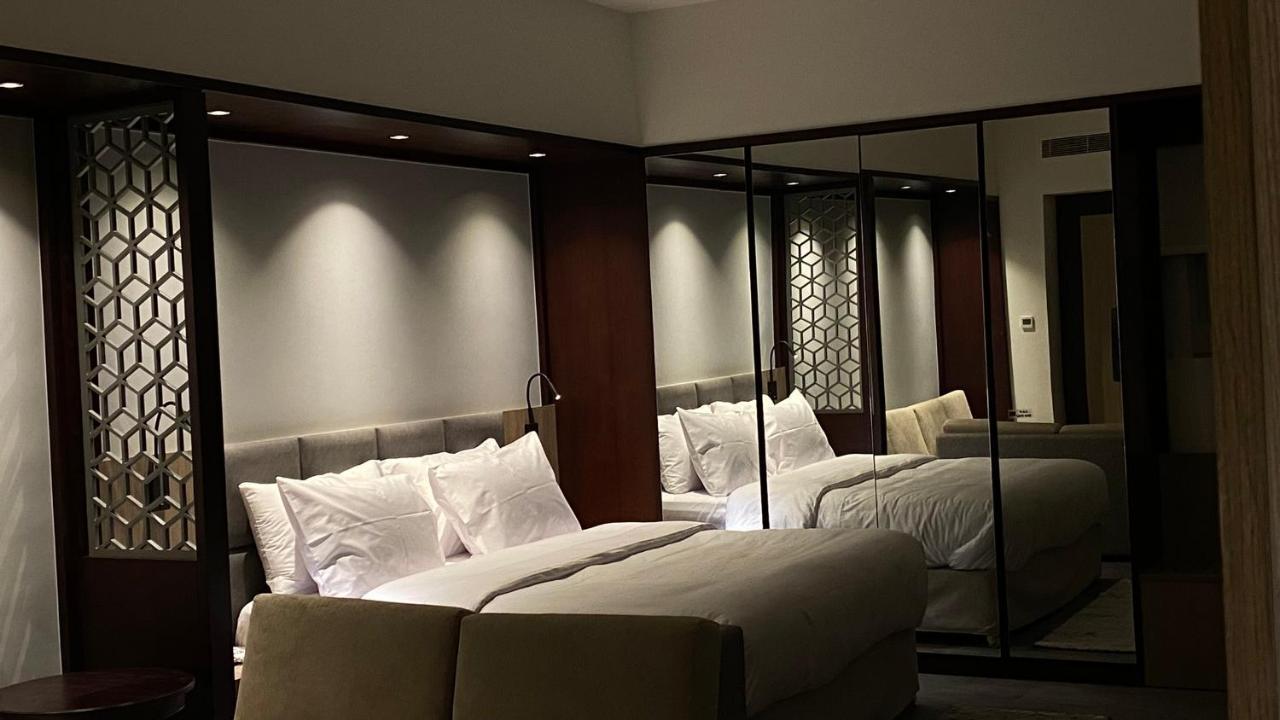 Sitara Hotel Apartment ドバイ エクステリア 写真