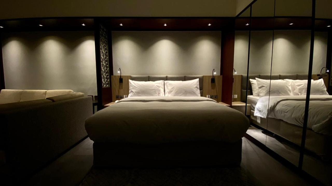 Sitara Hotel Apartment ドバイ エクステリア 写真