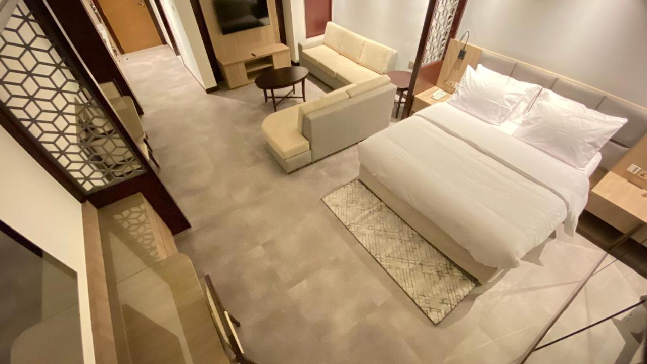 Sitara Hotel Apartment ドバイ エクステリア 写真