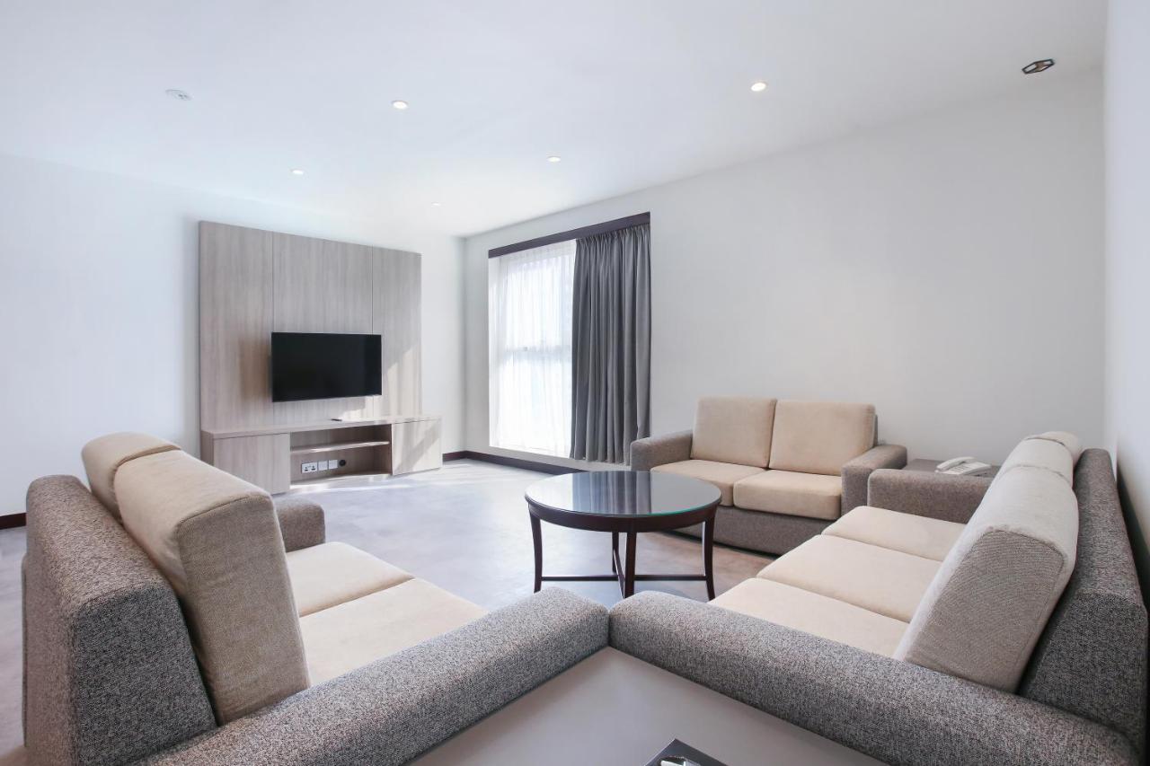 Sitara Hotel Apartment ドバイ エクステリア 写真