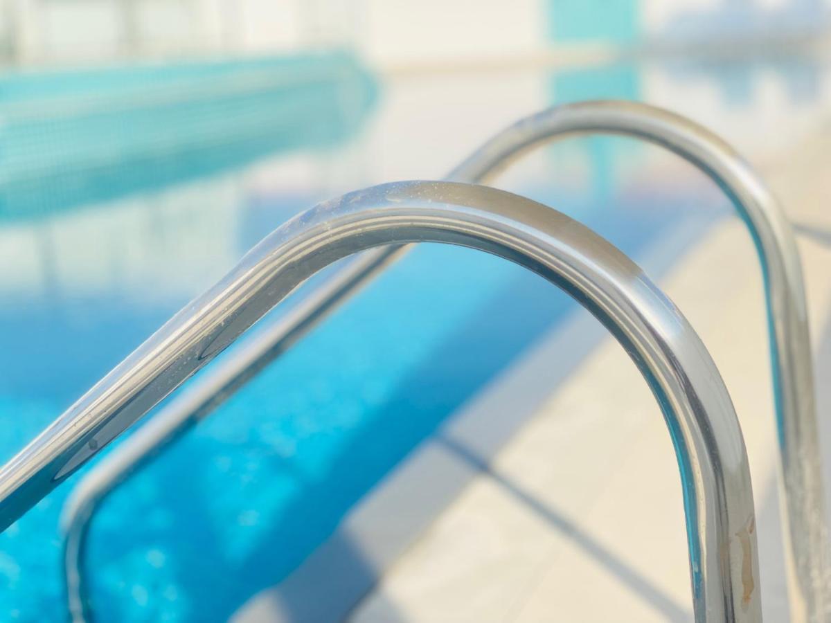 Sitara Hotel Apartment ドバイ エクステリア 写真
